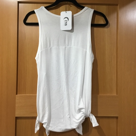 NWT Finesse Tank, ZYIA Active - Picture 4 of 5